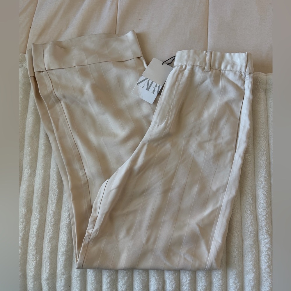 NWT Zara Women's Cream Flare Pants
